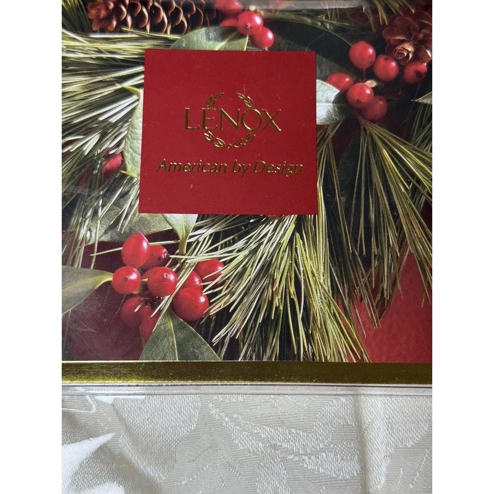 Lenox‎ Holiday Nouveau Tablecloth 60x84